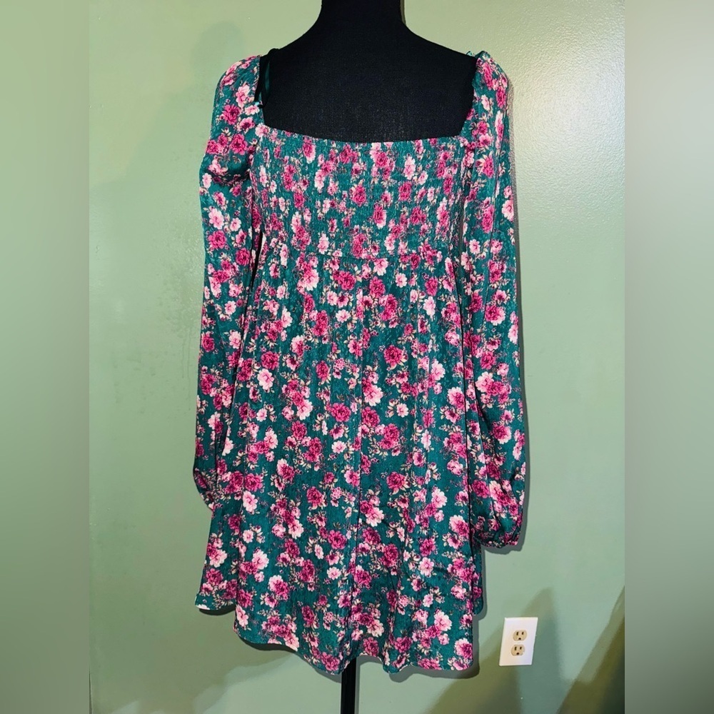 Floral Long Sleeve Dress with Bow - Picture 4 of 5